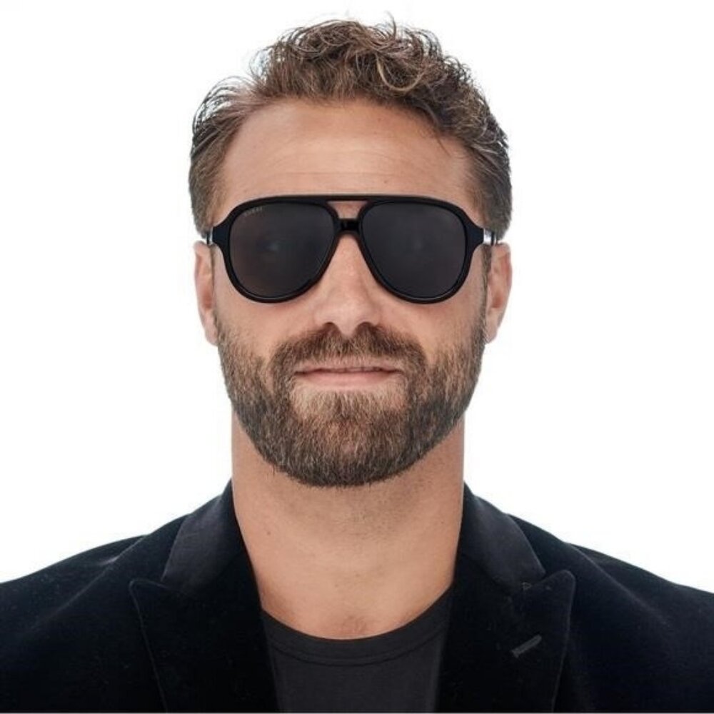 Authentic- New - Gucci Men’s Sunglasses GG0688S 001 Black/ Gray - Picture 10 of 14